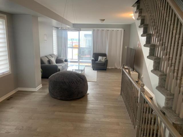 Wateridge Luxury Condos Оттава Экстерьер фото